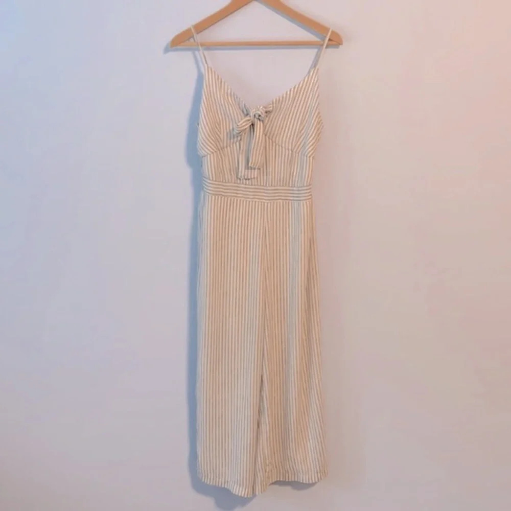 Japna size medium spaghetti strap tie front jumpsuit white with gray stripes